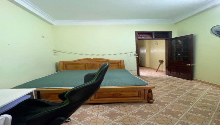 Cho thuê nhà Phố Vương Thừa Vũ, 4 tầng, 50m2, 3 ngủ, 3 WC, 12 Triệu/th